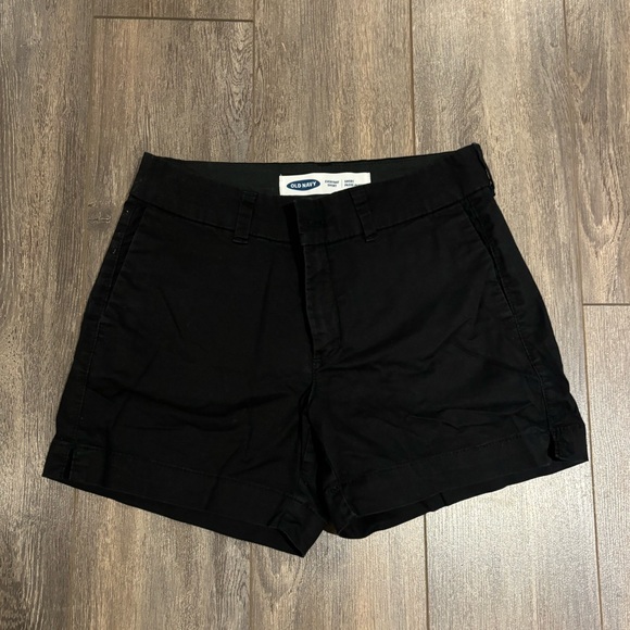 Old Navy Shorts - Picture 1 of 4